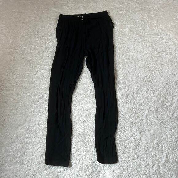 Yerse Creppy black pants, NWT size small or T1 - Picture 1 of 7